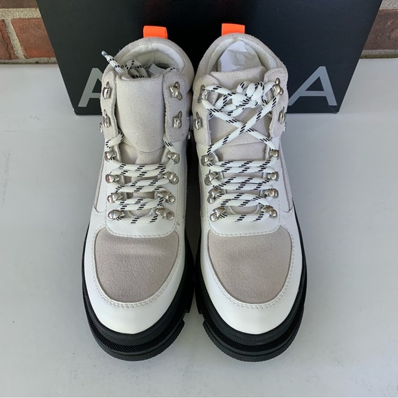 Aqua Womens Hiker Block Heel White Lace Up Hiking Ankle Boots US 7.5 M - Picture 3 of 9